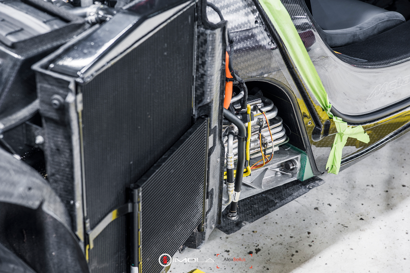 Illustration for article titled The McLaren P1 Like You've Never Seen It Before: Taken Apart